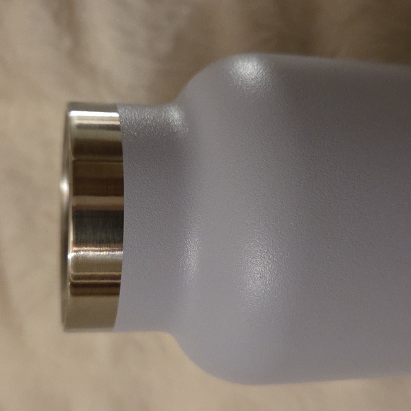 Hydro Flask 24oz Lavender Bottle with Black Lid And Handle - Picture 5 of 12